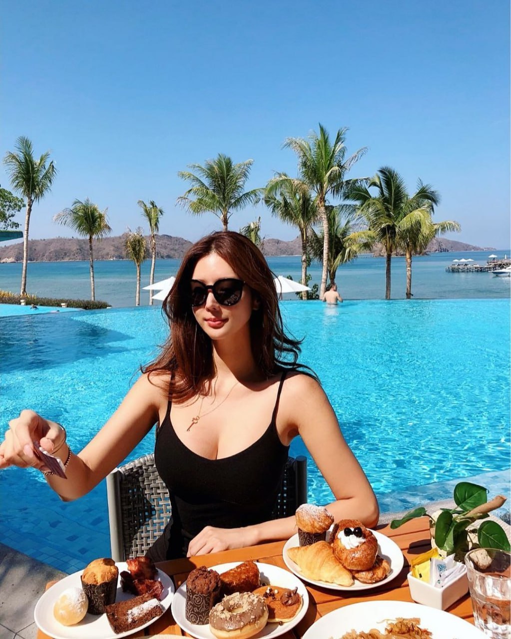 伊豆半島の透き通る海